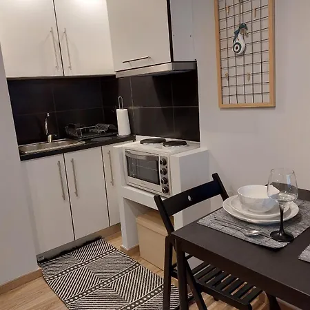 Urban Minimalistic Maisonette! Athens